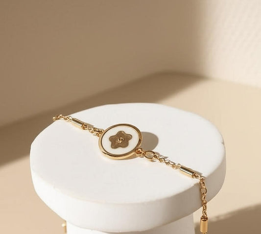 Elegant Chain Bracelet